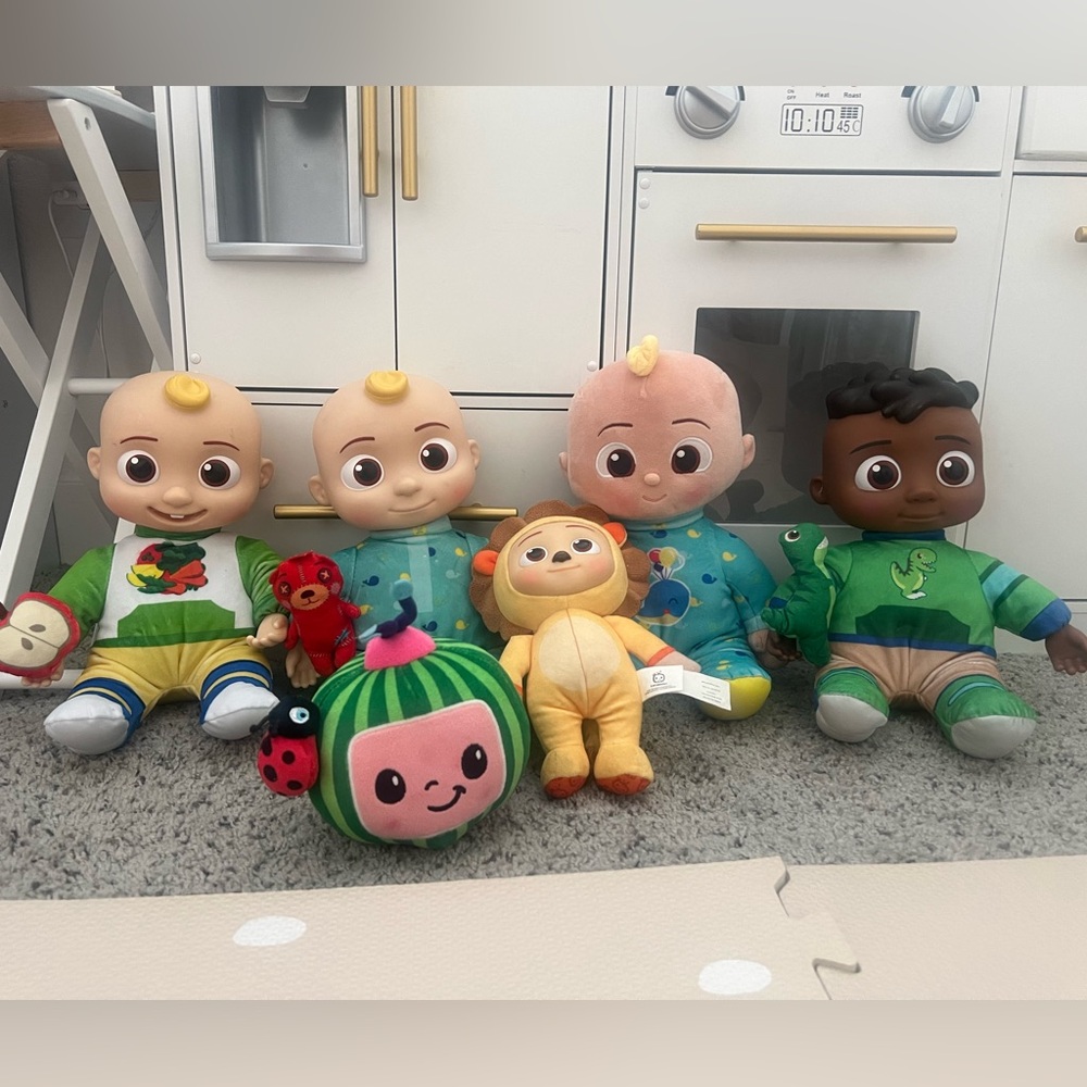 Cocomelon Bundle - Picture 2 of 2